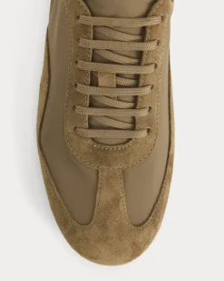 Ballet Sneaker