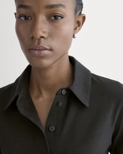 Button-Up Shirt in Essential Cotton