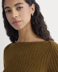 Cashmere Ribbed Boat-Neck Sweater