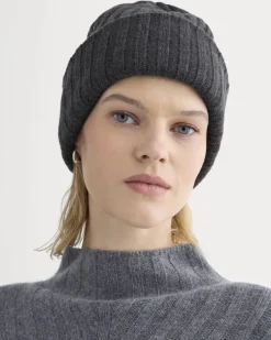 Chunky Ribbed Beanie