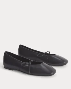 Leather Keyhole Flat