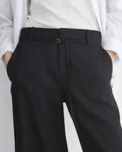 Long Tailored Short in Stretch Linen