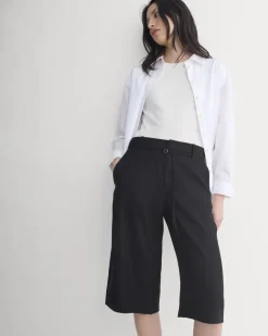 Long Tailored Short in Stretch Linen