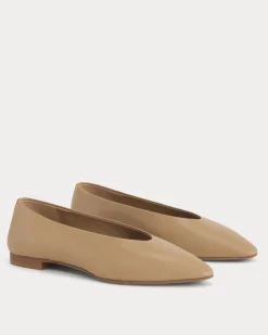 Made in Italy Almond-Toe Flat
