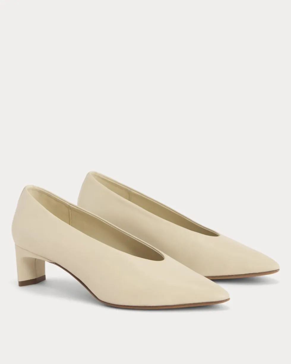 Made in Italy Almond-Toe Pump