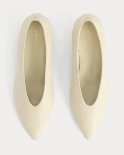 Made in Italy Almond-Toe Pump