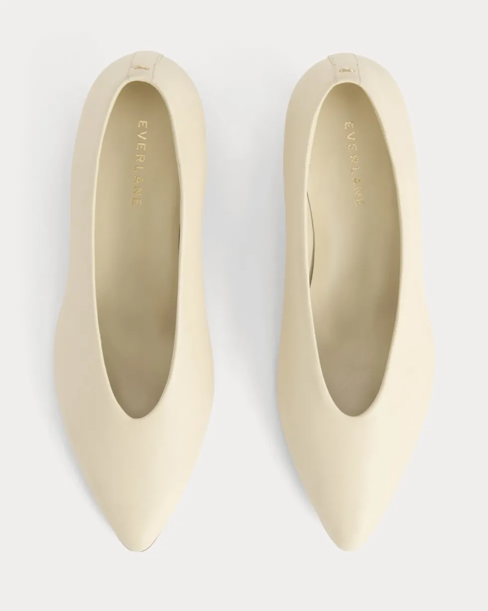 Made in Italy Almond-Toe Pump