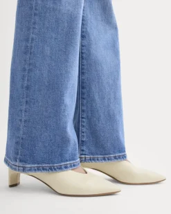 Made in Italy Almond-Toe Pump