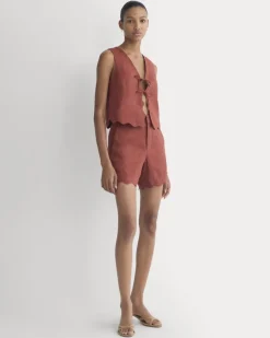 Scalloped Edge Short in Linen