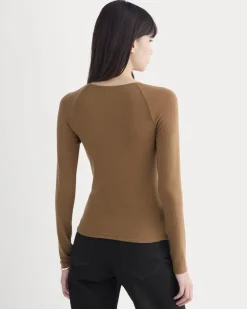 Sweetheart-Neck Top in Butterluxe