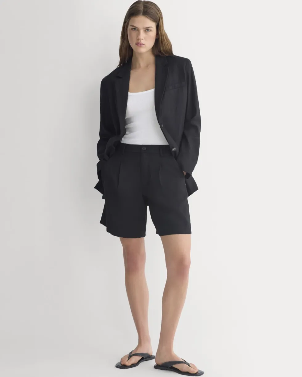 Tailored A-Line Short