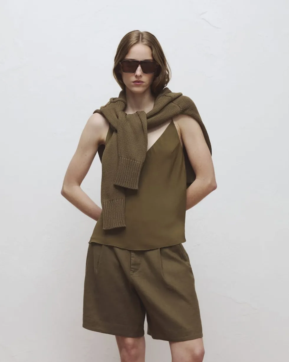 Tailored A-Line Short