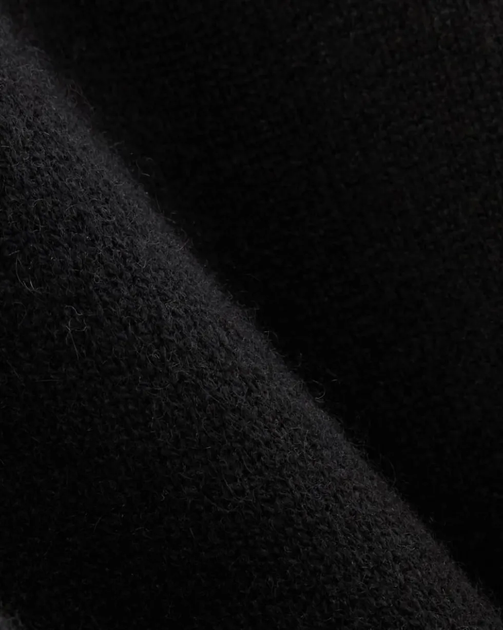 The Boxy Turtleneck in Cashmere