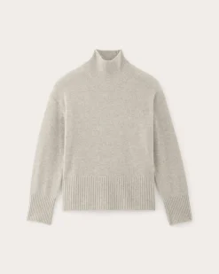 The Boxy Turtleneck in Cashmere