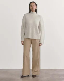 The Boxy Turtleneck in Cashmere