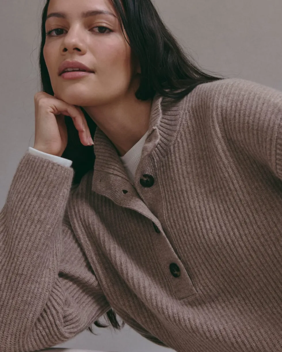 The Cocoon Henley in Wool Cashmere