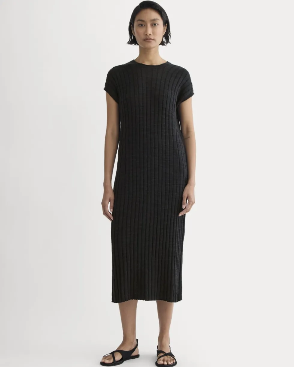 The Column Dress in Cotton Linen