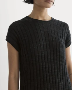 The Column Dress in Cotton Linen