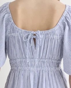 The Flutter-Sleeve Dress in Stretch Linen