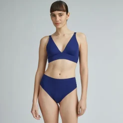 The Invisible High-Rise Thong
