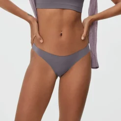 The Invisible Thong