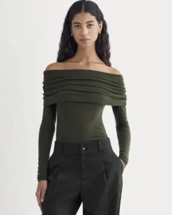 The Off-the-Shoulder Top in Butterluxe