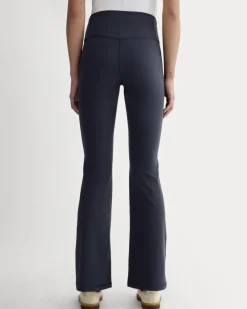 The Perform Flare Legging