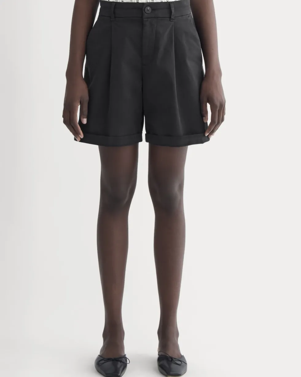 The Pleated Chino Short