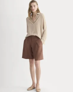 The Pleated Short in Stretch Linen