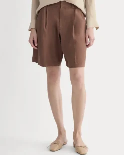 The Pleated Short in Stretch Linen