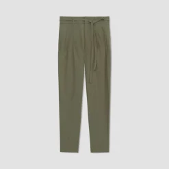 The Poplin Pleated Taper Pant