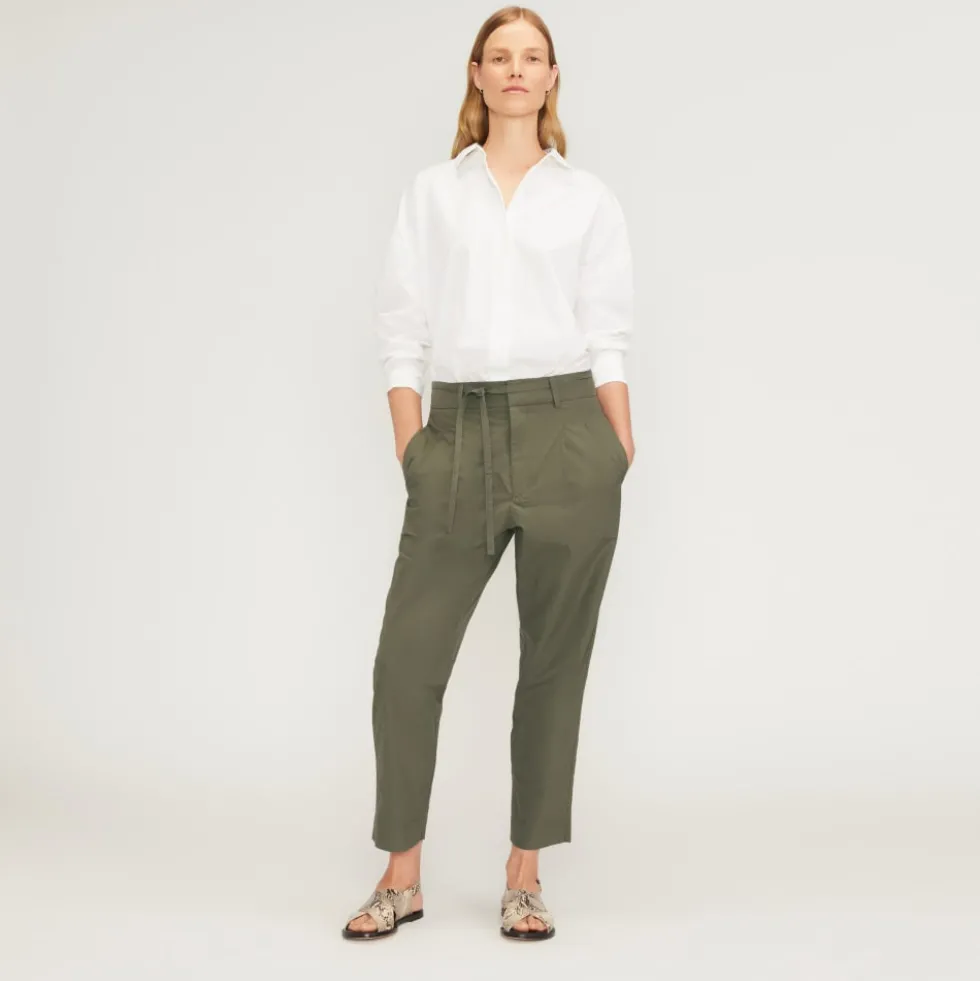 The Poplin Pleated Taper Pant