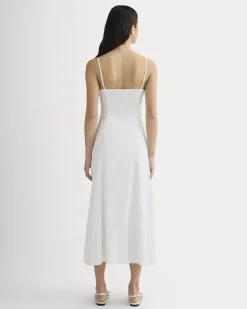 The Seamed Dress in Stretch Linen