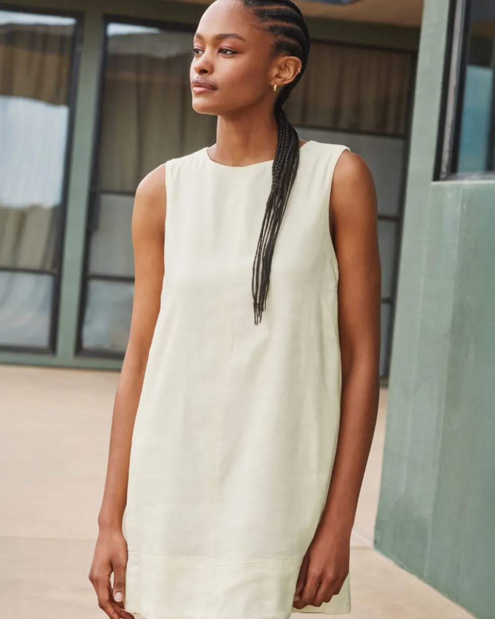 The Shift Dress in Stretch Linen
