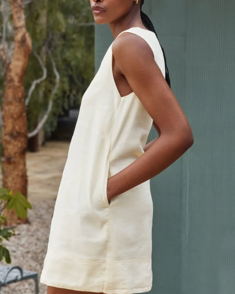 The Shift Dress in Stretch Linen