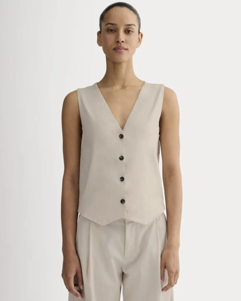 The Vest in Stretch Linen