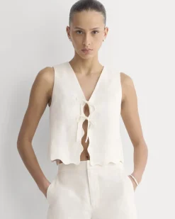 Tie-Front Scallop Tank in Linen