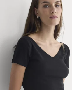 Tissue Short-Sleeve V-Neck Top