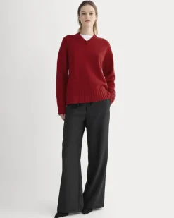 V-Neck Sweater in Extrafine Luxe Merino