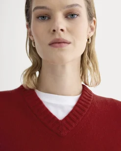 V-Neck Sweater in Extrafine Luxe Merino