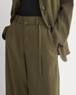 Wide-Leg Belted Pant in Stretch Linen